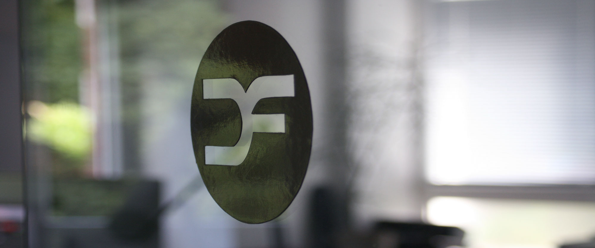 Bild mit Logo DieFormen